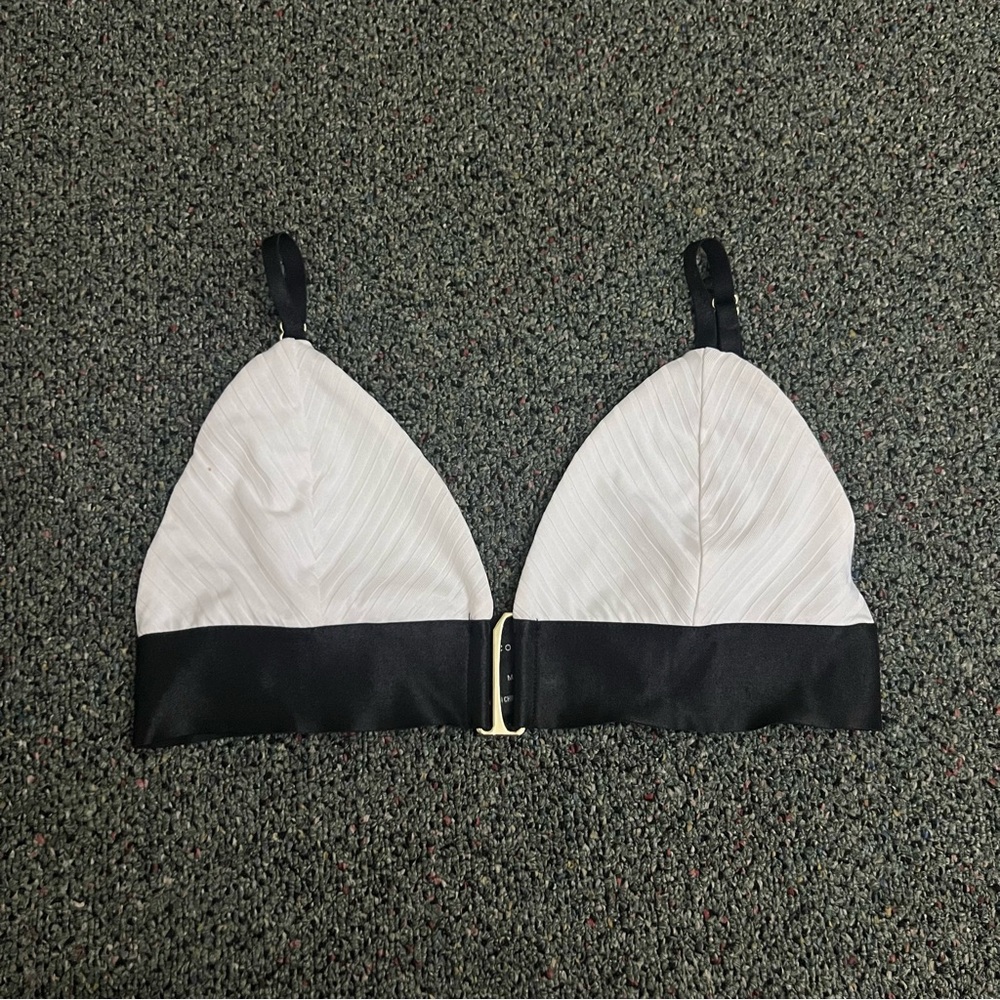 Black & White Satin Triangle Bra Top Cute Stretch Shirt Gold Front Clasp Sz M